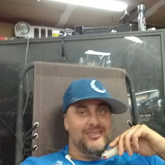 Meet your Posher, David - Picture 1 of 1